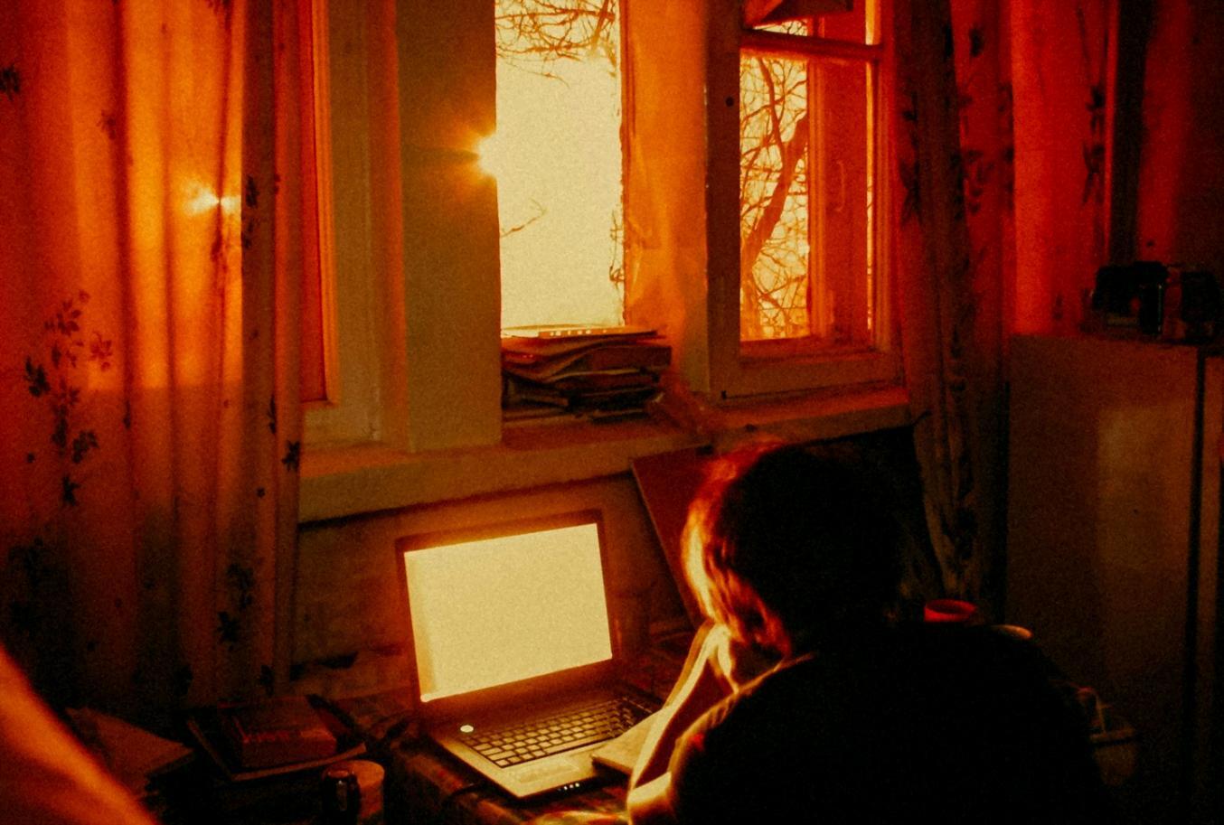 Moderne Arbeitsplätze mit IT-Sicherheitstechnologie